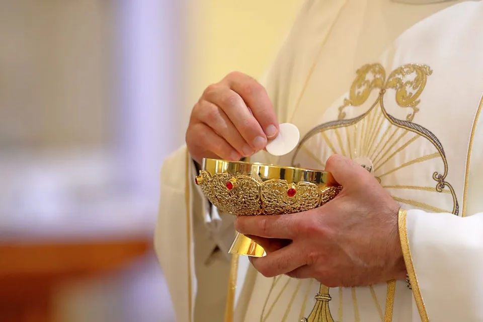 Read more about the article Krajniak uznal, že plošný zákaz bohoslužieb je v súčasnosti potrebný