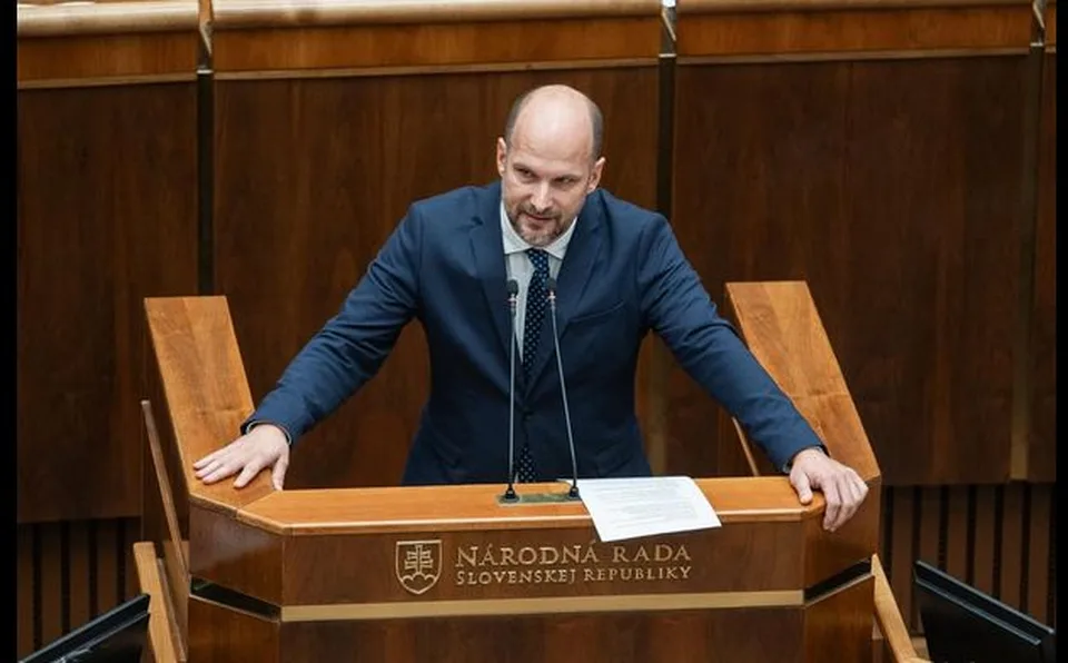 Read more about the article Grendel poukazuje na legislatívne zmeny: Snažíme sa zvyšovať povedomie z totalitného obdobia