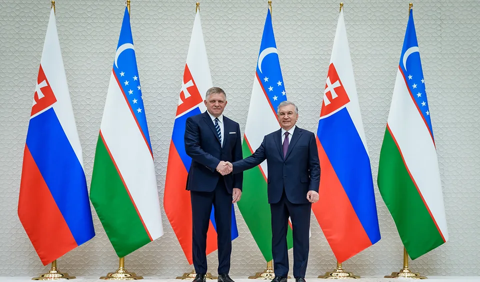 Read more about the article Fico: Uzbecký prezident je pripravený poskytnúť pôdu slovenským podnikateľom