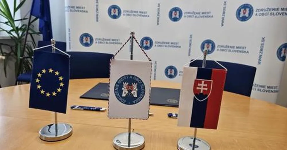 You are currently viewing ZMOS začalo podpisovať memorandá o spolupráci aj s ďalšími politickými stranami