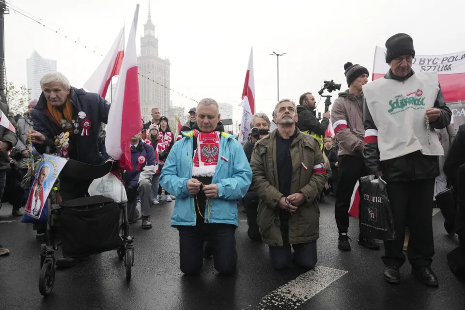 Read more about the article Poľsko protestovalo! Vo Varšave sa konal tradičný pochod nacionalistov