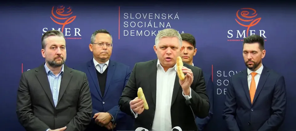 Read more about the article VIDEO Fico v priamom prenose vážil rožky: Voľný trh zlyhal, v Európe si nie sme rovní!