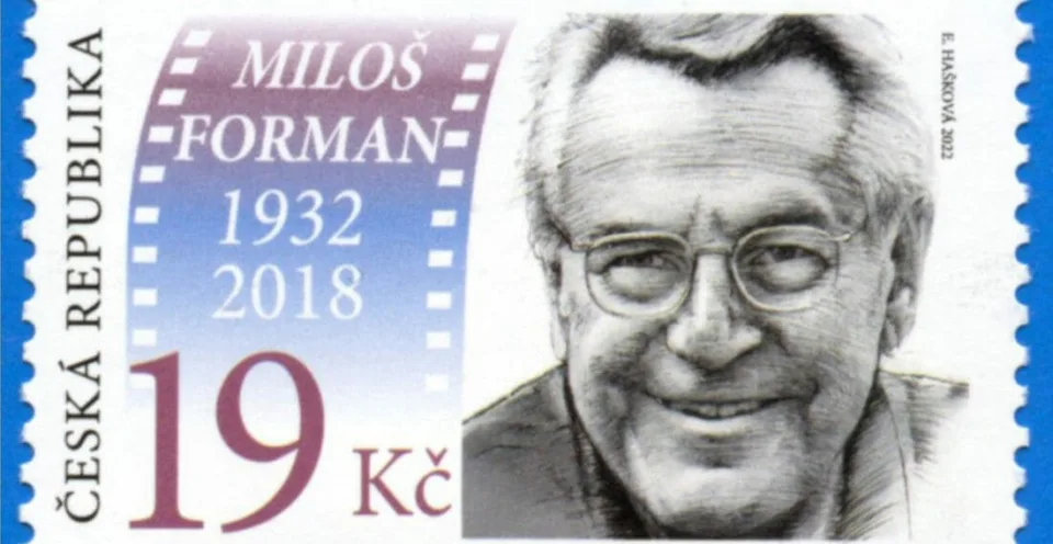 Read more about the article Česi ocenili svojho oscarového režiséra: Pošta uviedla do predaja známku s Formanom!