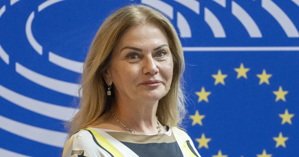 Read more about the article Beňová: Aktivistky, ktoré broja proti novele ústavy? Progresívne narcistky, čo zo všetkého omdlievajú