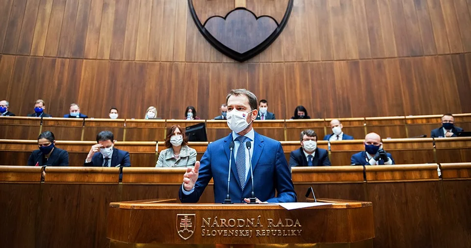 Read more about the article Usvedčia Sulíka z klamstva? Vláda zverejní nahrávku z rokovania o plošnom testovaní