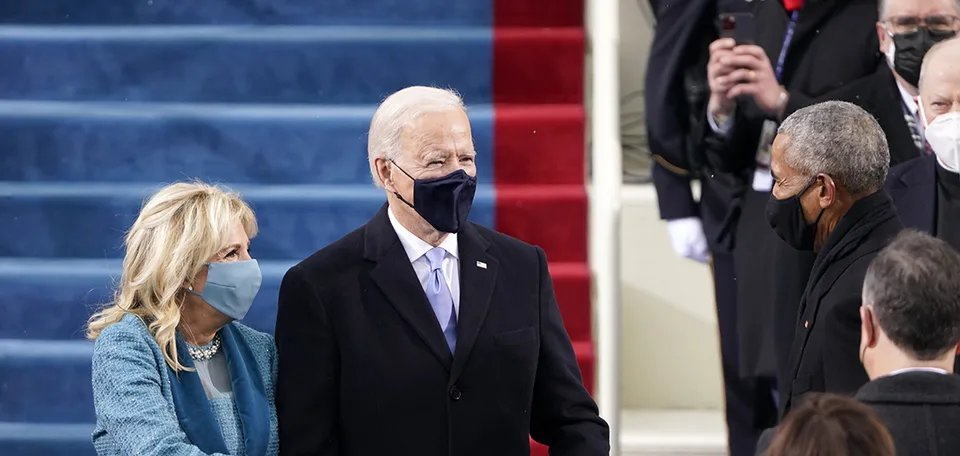 Read more about the article Biden nariadil spravodajským službám preskúmať hrozbu domáceho extrémizmu