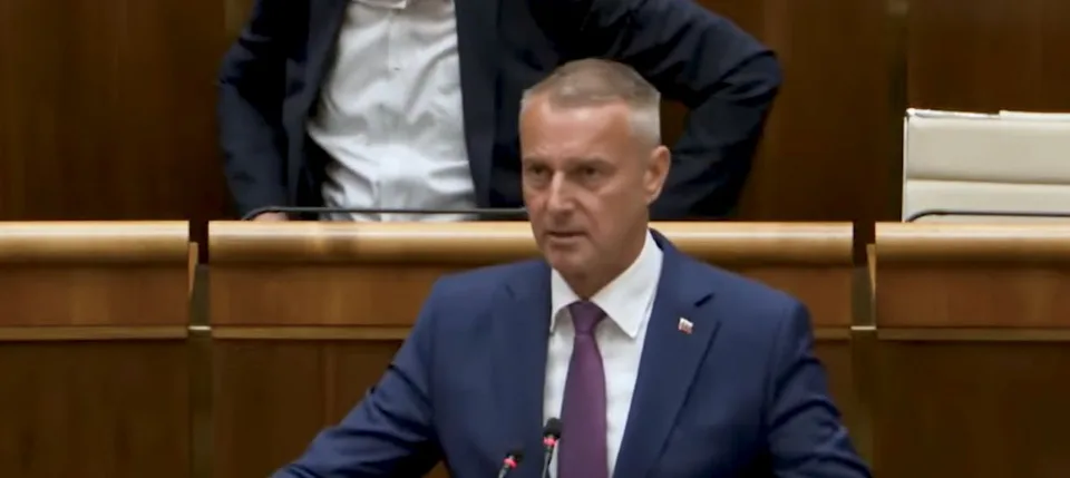 Read more about the article VIDEO Raši reaguje na výhrady Remišovej: Zlodej kričí, chyťte zlodeja!