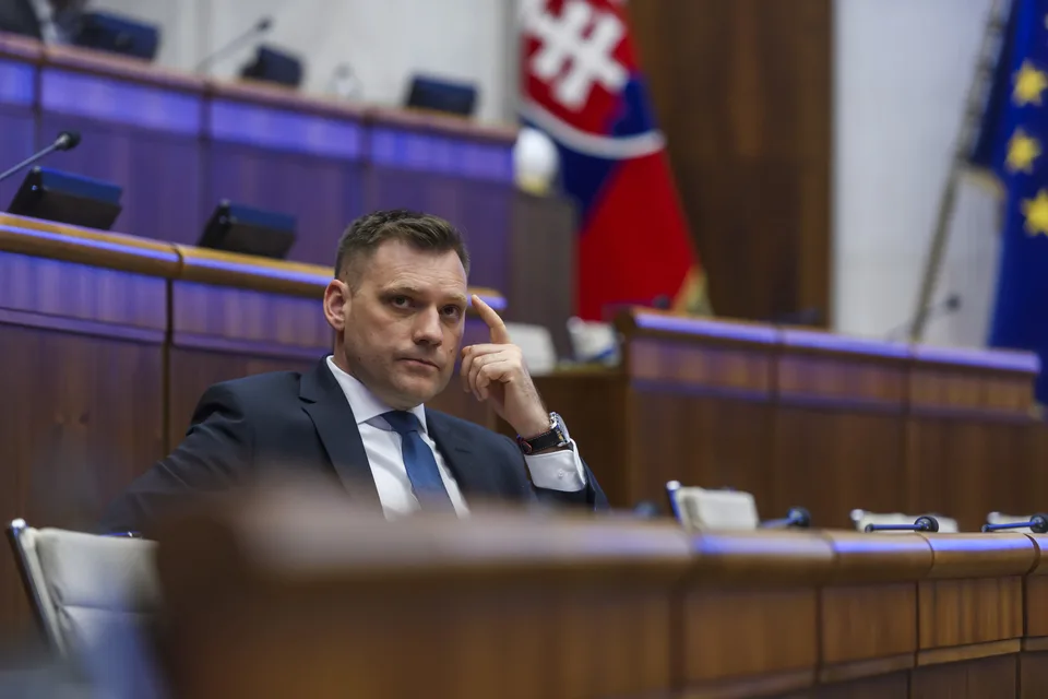 Read more about the article Taraba redaktorovi Markízy k zbierke na muníciu: Zoberte si zbraň a choďte na Ukrajinu, ja zbrojenie nepodporujem