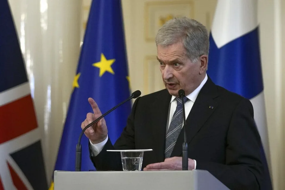 Read more about the article Fínsko zatvára hraničné priechody s Ruskom. Prezident Niinistö: Posielajú nám sem migrantov!