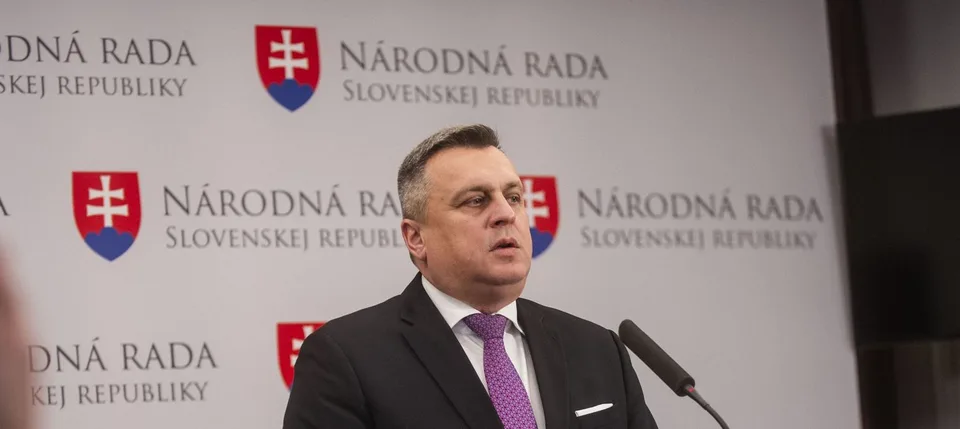 Read more about the article Pozdravujem vás! Andrej Danko odpovedá francúzskemu veľvyslancovi