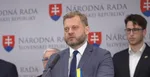 Poslanci OĽANO, v popredí Juraj Krúpa.