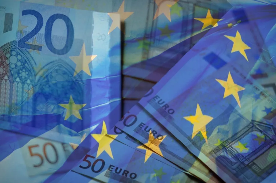 Read more about the article Prídeme o miliardy? Pád vlády ohrozuje vyplatenie eurofondov, najviac utrpí školstvo