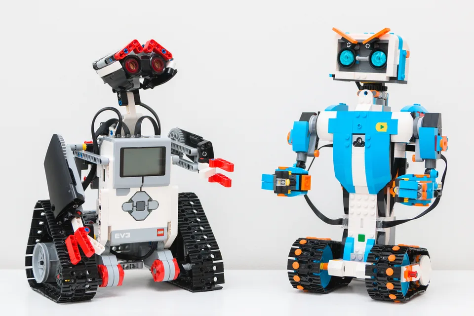 Read more about the article Slovo „robot” má sto rokov, zaviedli ho bratia Čapkovci