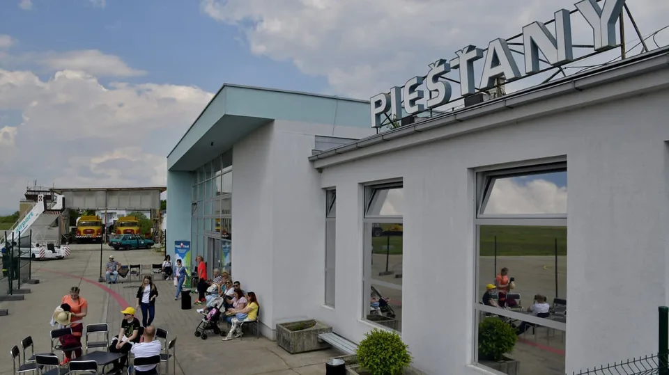 Read more about the article Z Piešťan letecky do sveta