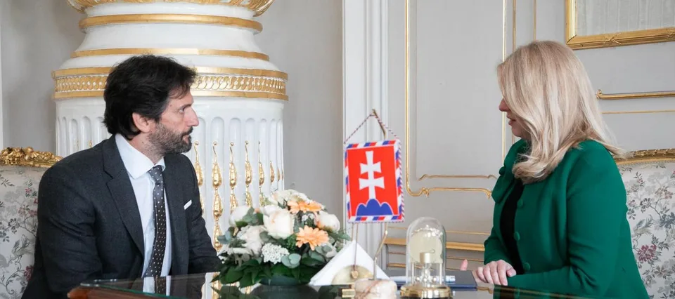 Read more about the article Čaputová sa stretla s Kaliňákom: Informoval ju o zdravotnom stave premiéra a aktuálnej bezpečnostnej situácii