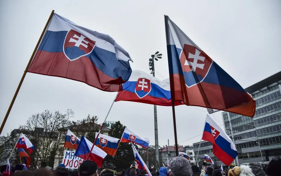 Read more about the article Návštevu pápeža Františka bude sprevádzať protest: Demonštranti chcú odluku cirkvi od štátu