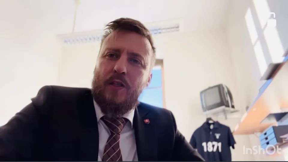 Read more about the article Bude Peter Kotlár vyšetrovať ako sa manažoval Covid? Pošuškáva sa o jeho novej funkcii!