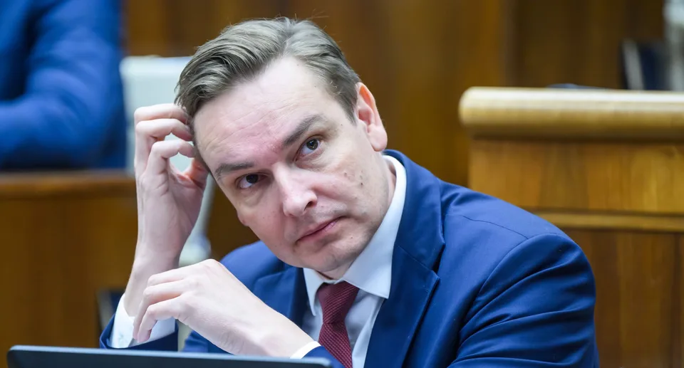 Read more about the article „Slušnoľudia“ z PS opäť v akcii: Plevíková kritizuje správanie kolegu na výbore