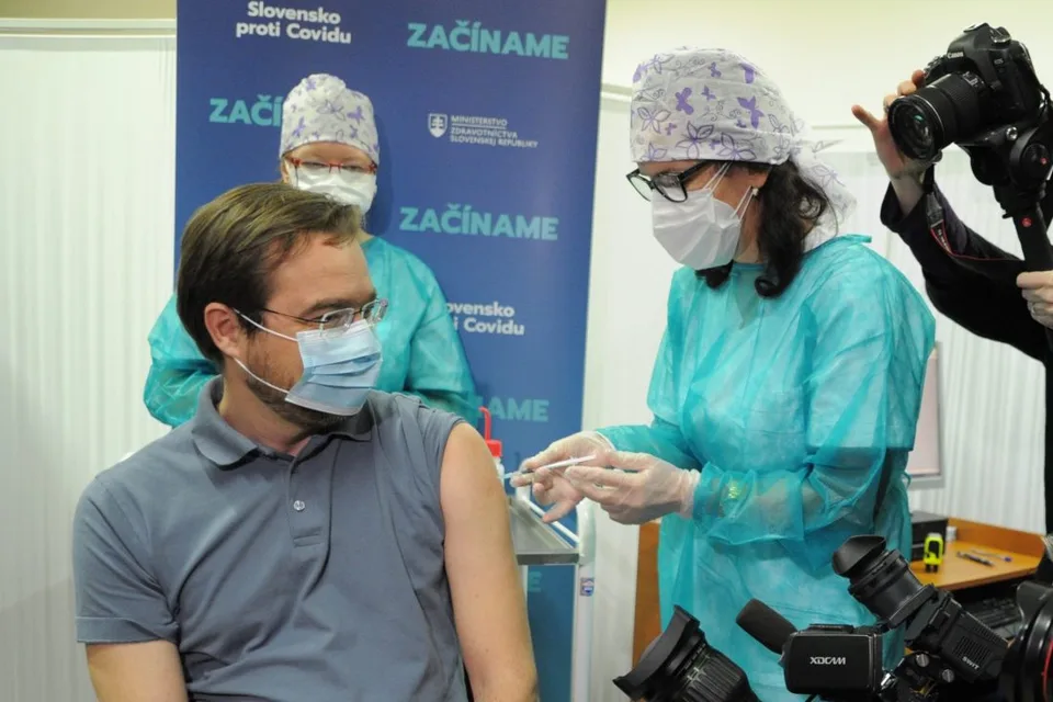 Read more about the article VIDEO Krajčí: Ak budeme mať dostatok vakcín, môžeme očkovať ďalších