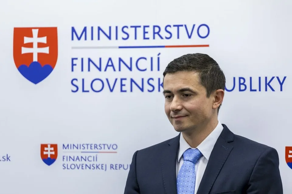 Read more about the article Prokurátor podal návrh na väzbu aj na bývalého štátneho tajomníka Radka Kuruca