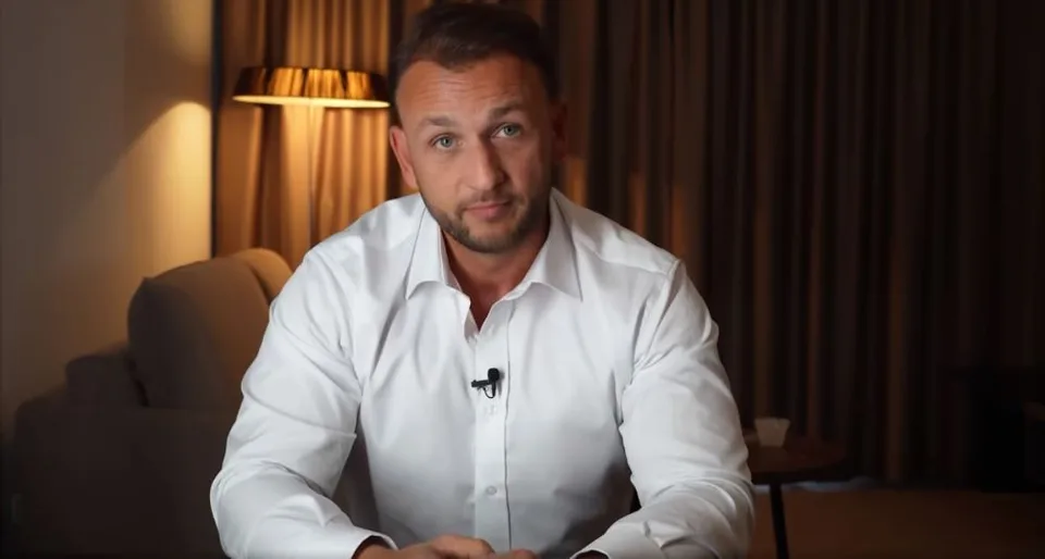Read more about the article VIDEO Slovensko potrebuje pokoj, nie nenávisť a vyhrážky! Odkazuje ľuďom Matúš Šutaj Eštok
