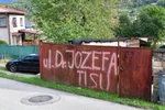 Na snímke ulica Dr. Jozefa Tisu, ktorá je predmetom hlasovania v referende vo Varíne 29. októbra 2022.
