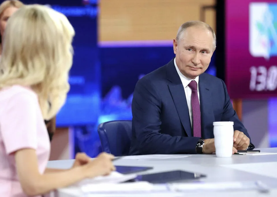 Read more about the article Putin konečne prezradil akou vakcínou sa dal zaočkovať: Jednoznačná voľba!