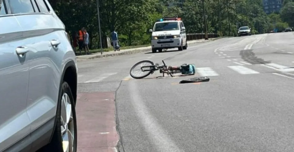 Read more about the article Pri dopravnej nehode v bratislavskej Petržalke sa zranil cyklista