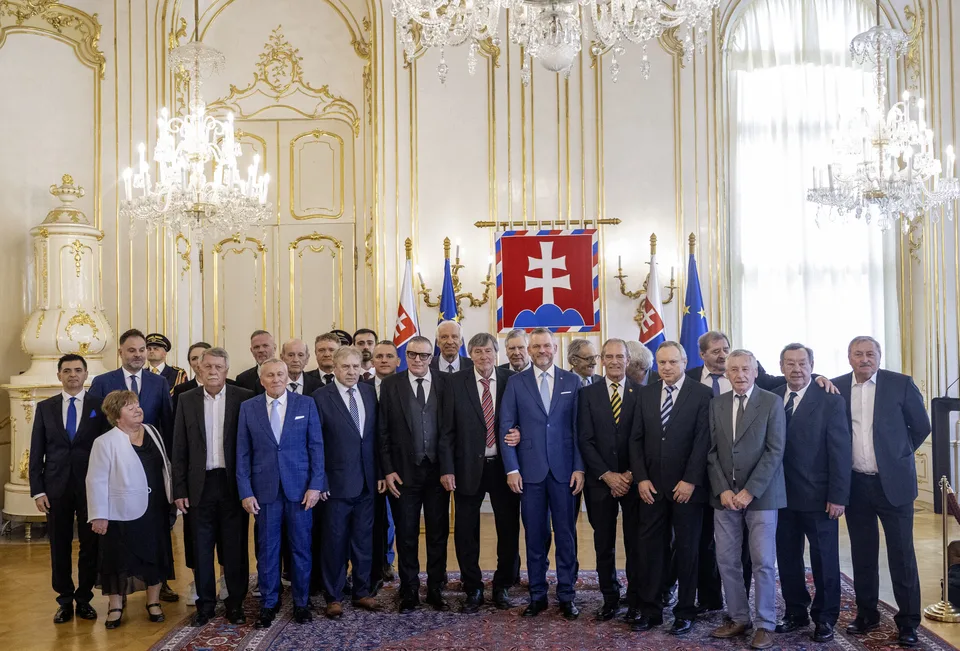 Read more about the article Prezident SR: Zlato z futbalových majstrovstiev Európy v Belehrade je ozdobou našej športovej histórie 
