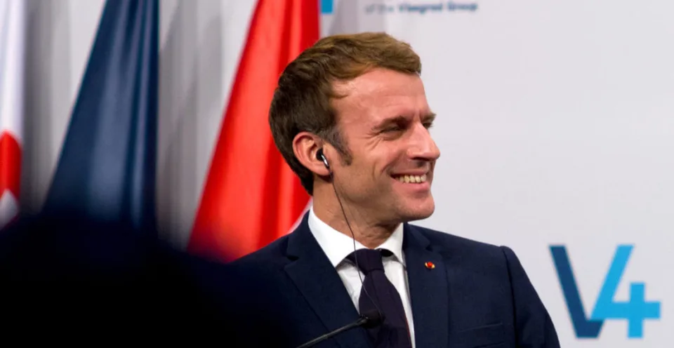 You are currently viewing Macronov poradca tvrdí, že Čína poskytuje Rusku istý druh vojenského vybavenia