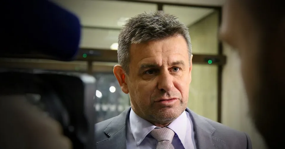 Read more about the article Spoločná maďarská strana Aliancia má prvý snem, zvoliť majú predsedu