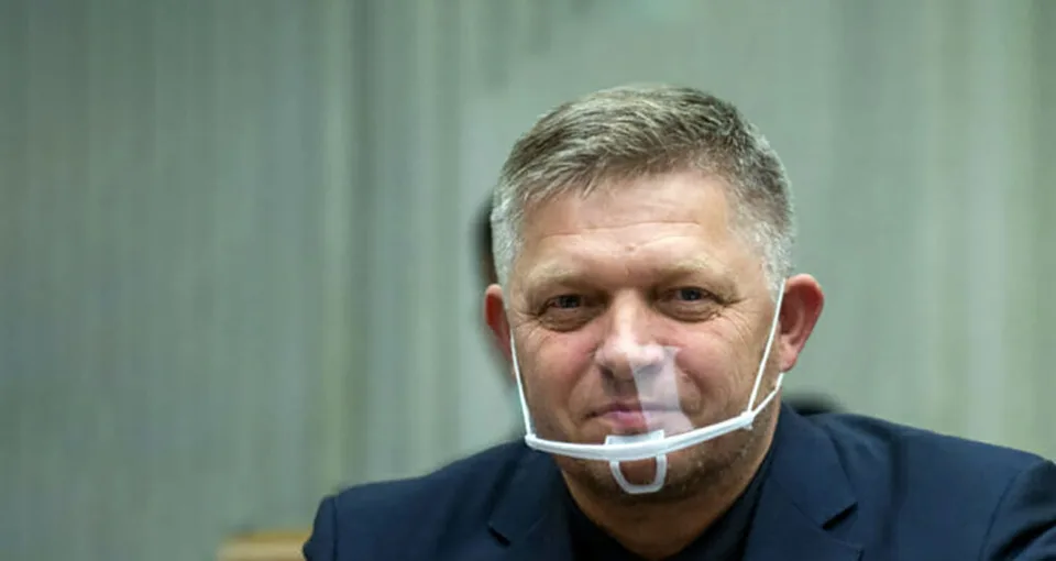 Read more about the article Fico hovoril o sexujúcich slonoch. Zareagovala aj SaS