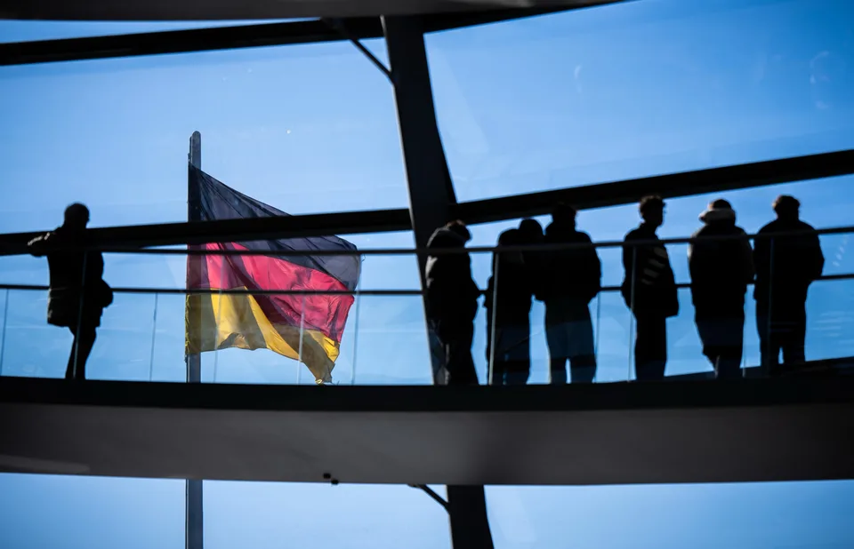 Read more about the article Rusko môže preniesť jadrovú hrozbu do vesmíru. Nemecko buduje lasery, rušičky aj vlastnú satelitnú sieť