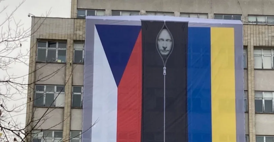 Read more about the article VIDEO Putin vo vaku na mŕtvoly! Ide o nápad českého ministra, ktorý vyzýva občanov na spájanie