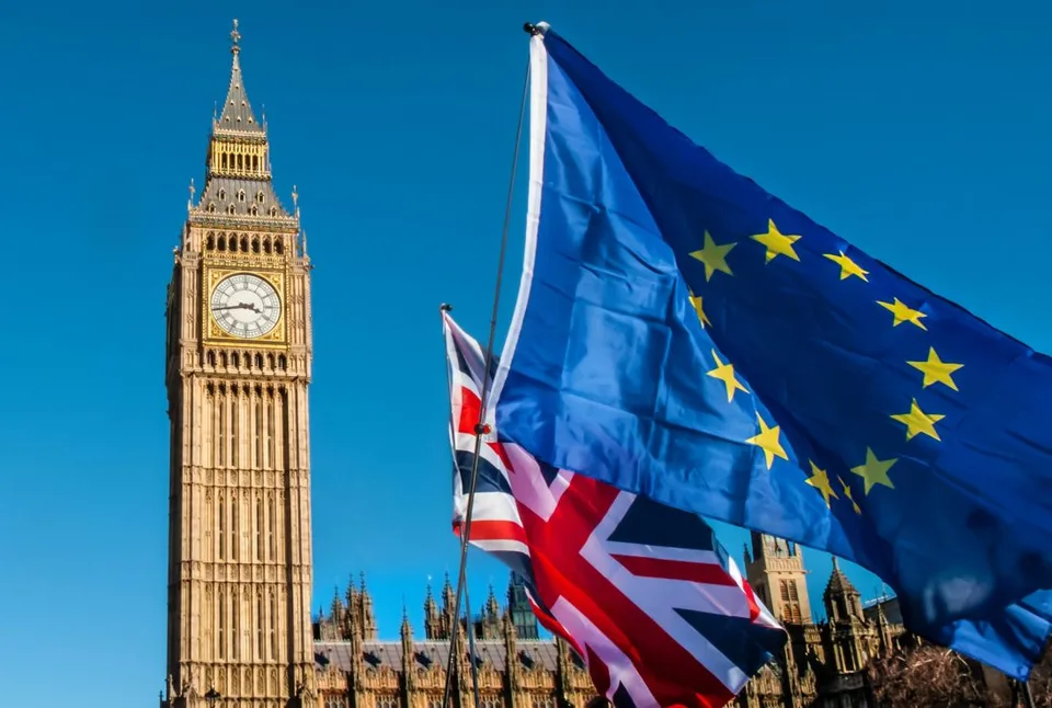 Read more about the article Británia sa háda s Európskou komisiou. Tá začala voči krajine konať a hrozí jej súdom!
