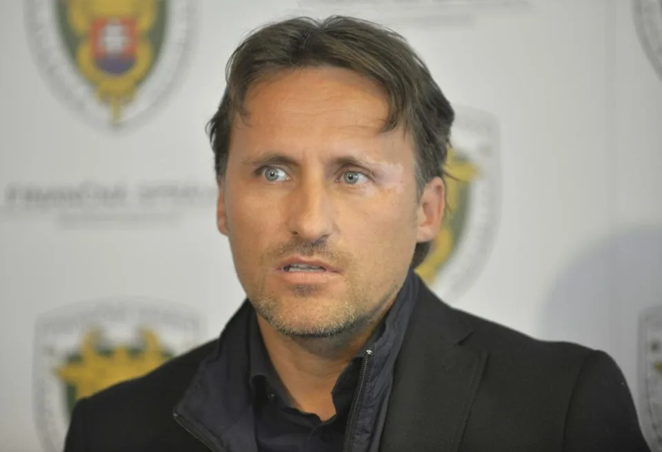 Read more about the article Pri mastnej zákazke firme kajúcnika Makóa Slovenská pošta porušila zákon, rozhodol ÚVO!