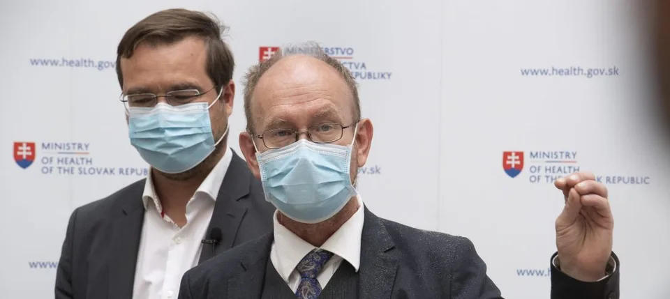 Read more about the article VIDEO Jarčuška: Tak zlé to ešte nebolo! Slovensko je v čiernej farbe, denne zomiera takmer 60 ľudí