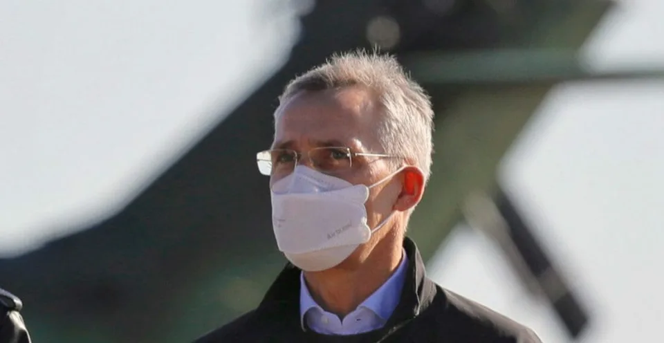 Read more about the article FOTO Šéf NATO bol v Rumunsku: Existuje skutočné riziko, že Rusko napadne Ukrajinu