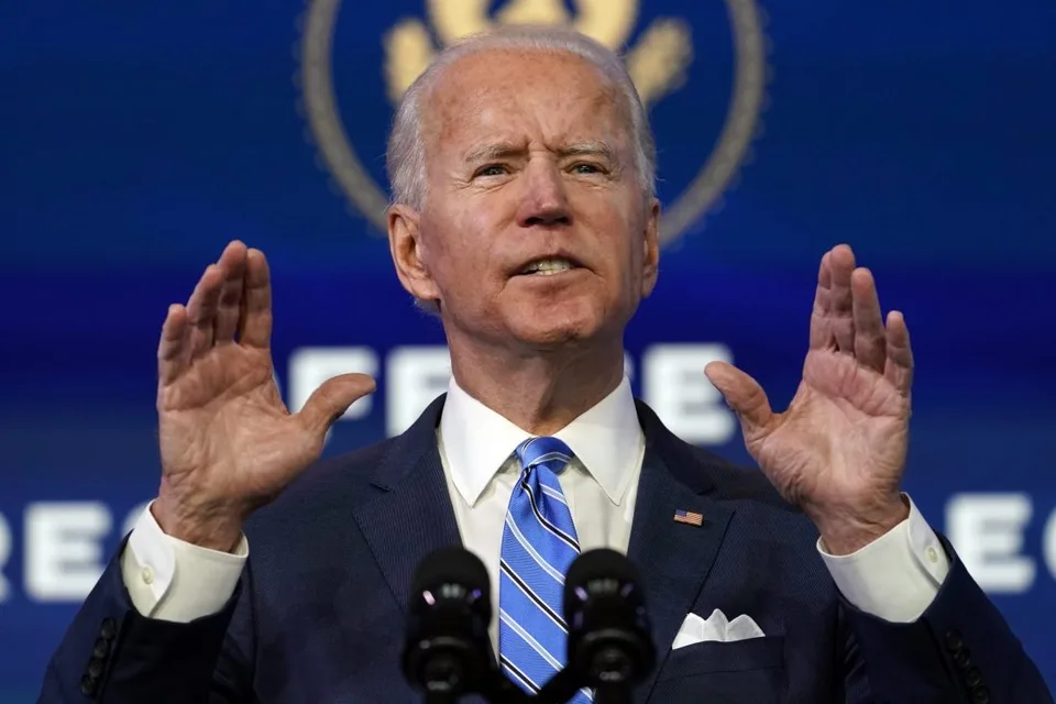 Read more about the article Biden obnoví zákaz cestovania z väčšiny Európy