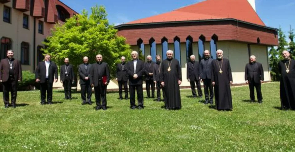 Read more about the article Biskupi vyzvali na očkovanie proti covidu: Je to konkrétny a zrelý prejav našej viery v Boha!