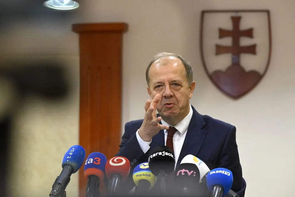 Read more about the article VIDEO Mestá a obce poznajú svojich šéfov. Rybníček: Je to ako z rozprávky, mám pocit, že sme zvíťazili nad zlom!