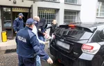 policajti
