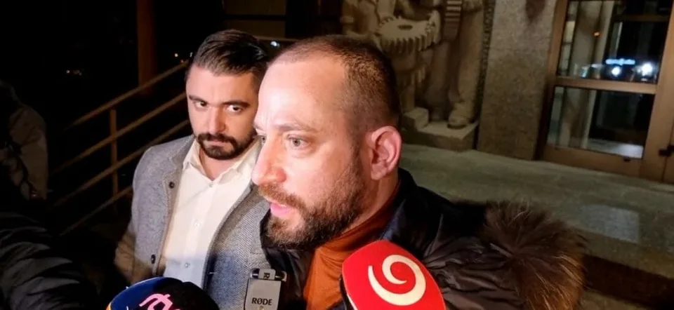 Read more about the article VIDEO Advokáti Norberta Bödöra: Toto je účelové konanie a doslova psychický nátlak zo strany polície!