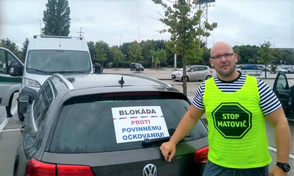 Read more about the article Muži zákona o zadržaní Kotlebovho brata: Prečo skončil na polícii?