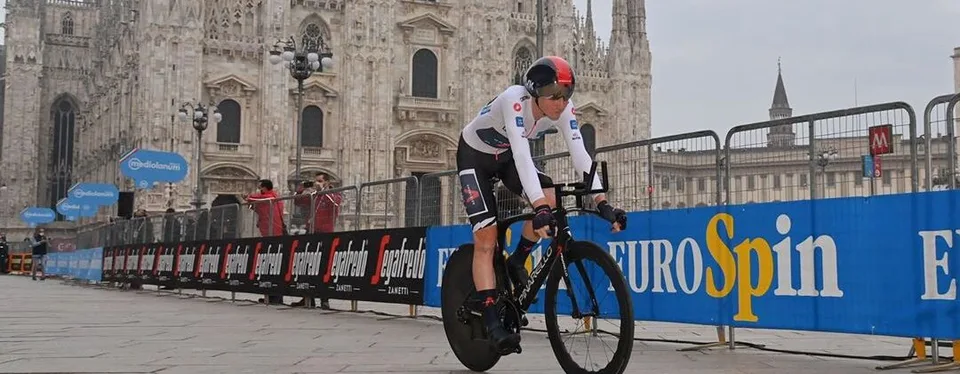 Read more about the article Cyklistika: Giro d´Italia vyhral britský jazdec Tao Hart