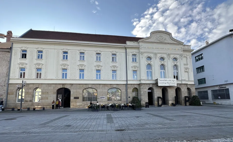 Read more about the article Smiech, hudba aj napätie v Divadle Jána Palárika