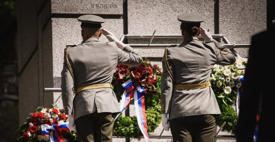 Read more about the article FOTO Kollár a Heger boli v Kališti, Naď sa nechal zastúpiť. Aké posolstvá odtiaľ vyslali občanom?