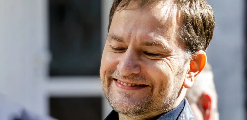 Read more about the article Psychiatrický pacient Matovič šaškuje v Kyjeve, baví sa na úkor šéfa hnutia Slovensko Pavol Slota