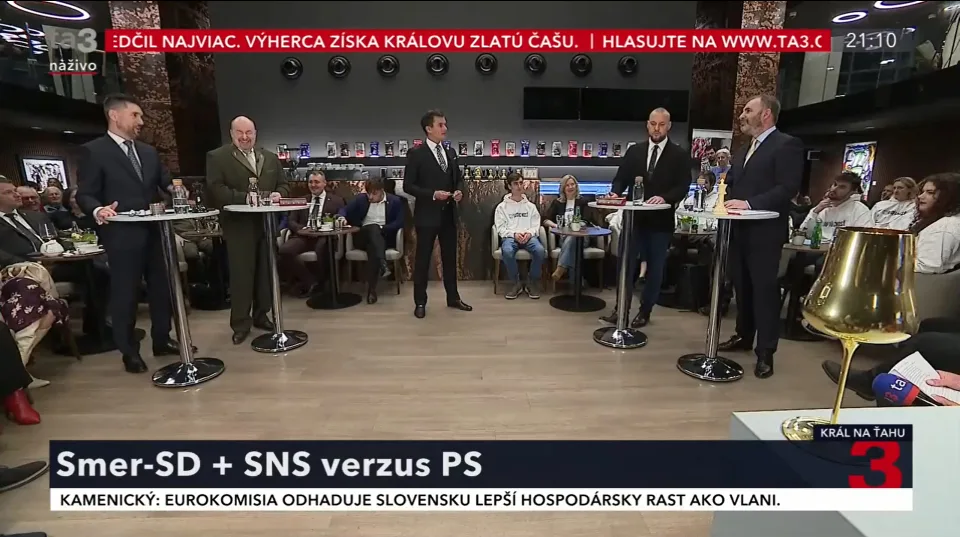 Read more about the article Progresívec tvrdí, že na Ukrajine už síce vojaci NATO sú, no nebojujú. A čo tam polievajú kvety? vysmial ho Takáč
