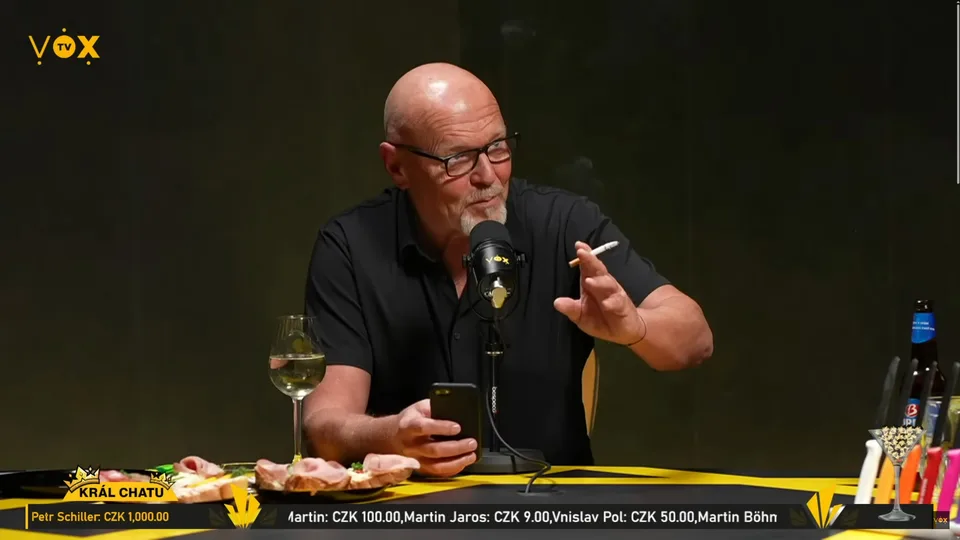 Read more about the article VIDEO Marek Vašut: Konšpirácie sa stávajú pravdou. Za dezinformácie označujú všetko, čo odporuje režimu